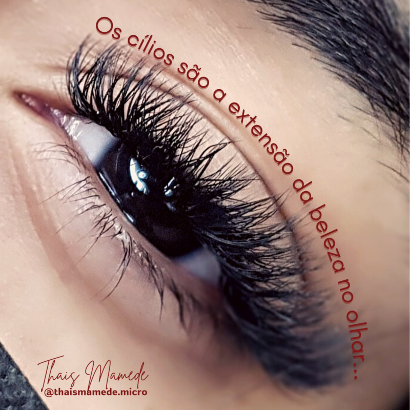 Os cílios são a extensão da beleza no olhar. 😍😍😍 outros 