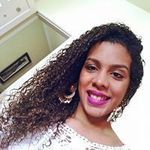 Adriele Oliveira