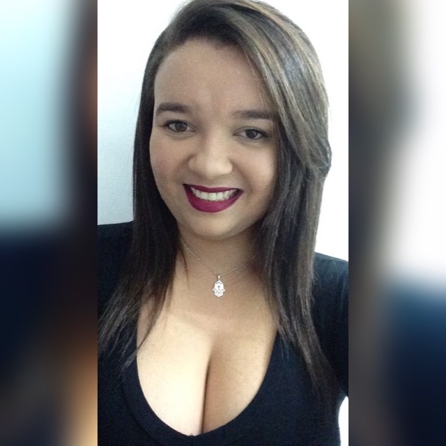 Karina Xavier Loredo dos Santos  Estética